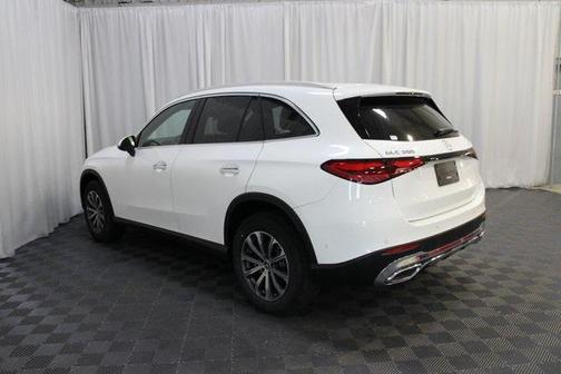 2025 Mercedes-Benz GLC 300 4MATIC