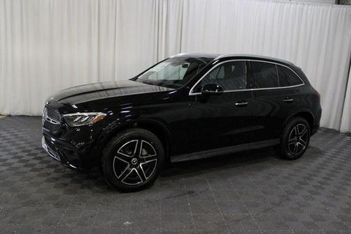 2026 Mercedes-Benz GLC 300 4MATIC