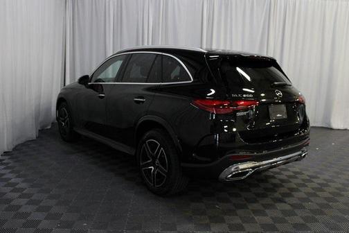2026 Mercedes-Benz GLC 300 4MATIC