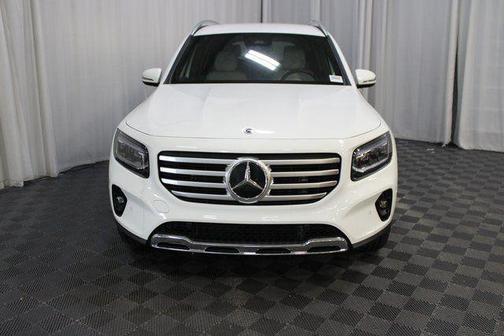Polar White 2025 Mercedes-Benz GLB 250 4MATIC