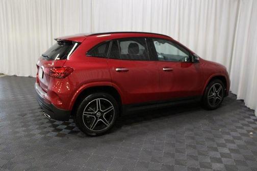 2025 Mercedes-Benz GLA 250 4MATIC