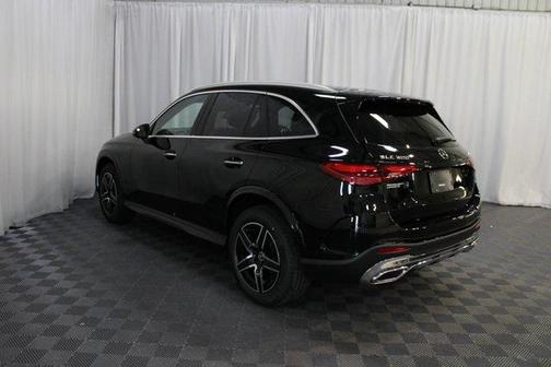 2026 Mercedes-Benz GLC 300 4MATIC