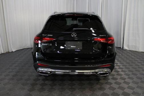 2026 Mercedes-Benz GLC 300 4MATIC