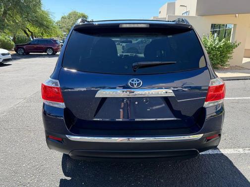2013 Toyota Highlander Base Plus