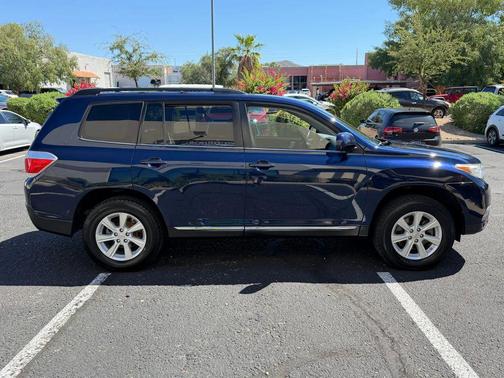 2013 Toyota Highlander Base Plus