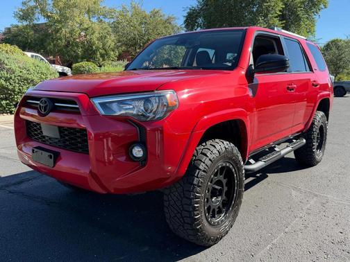 2023 Toyota 4Runner SR5