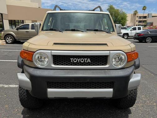 Quicksand 2014 Toyota FJ Cruiser Base