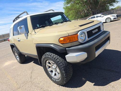 Quicksand 2014 Toyota FJ Cruiser Base