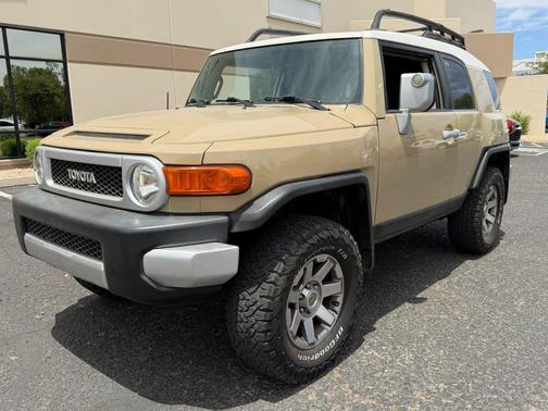 Quicksand 2014 Toyota FJ Cruiser Base