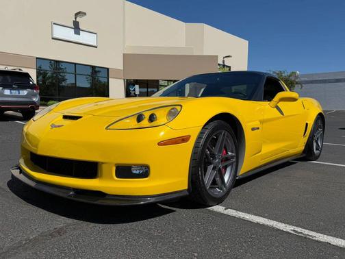 Velocity Yellow Tintcoat 2006 Chevrolet Corvette Z06