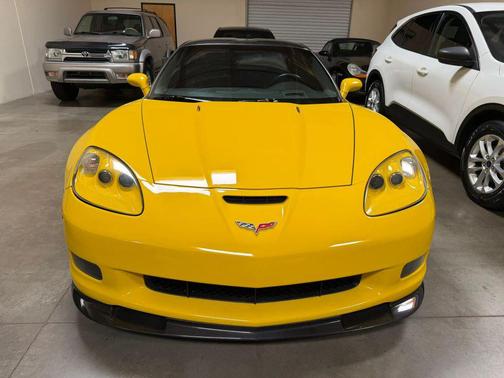 Velocity Yellow Tintcoat 2006 Chevrolet Corvette Z06