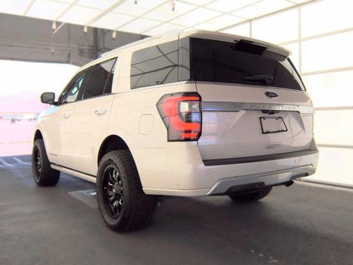 White Platinum Metallic Tri-Coat 2019 Ford Expedition Platinum