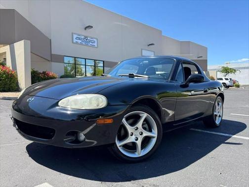 2003 Mazda MX-5 Miata LS Convertible 2D