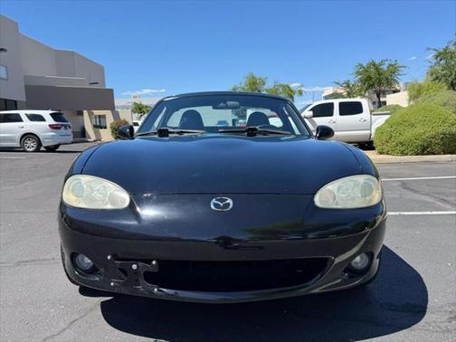 2003 Mazda MX-5 Miata LS Convertible 2D