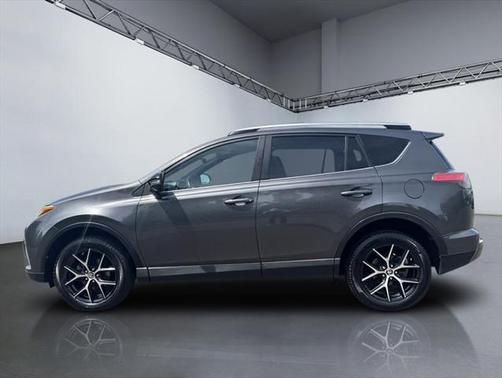 2016 Toyota RAV4 SE