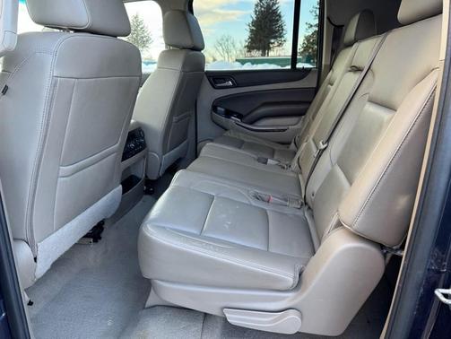 2019 Chevrolet Suburban LT