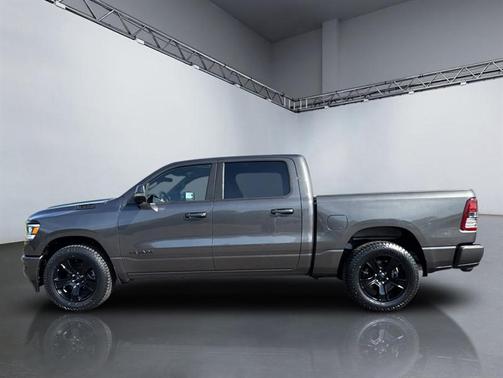 Granite Crystal Metallic Clearcoat 2020 RAM 1500 Big Horn/Lone Star