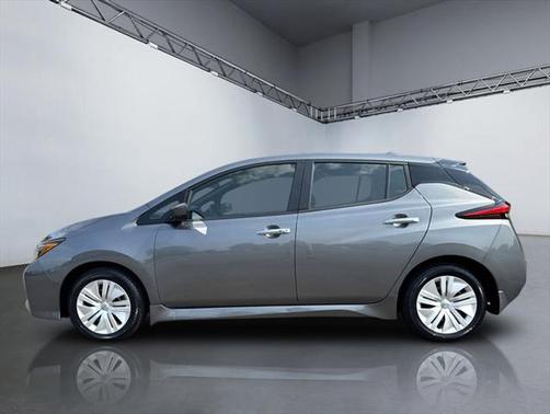 2023 Nissan Leaf S 40 kWh