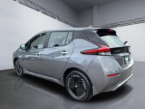 2023 Nissan Leaf SV PLUS 60 kWh