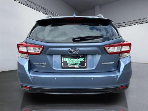 Island Blue Pearl 2018 Subaru Impreza 2.0i Limited