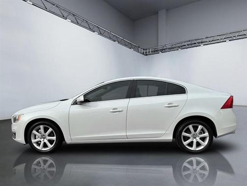 2016 Volvo S60 T5 Premier