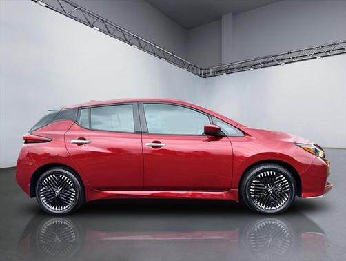 2024 Nissan Leaf SV PLUS