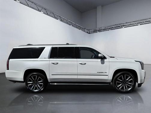 2016 GMC Yukon XL SLT