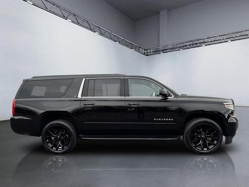 2020 Chevrolet Suburban LT