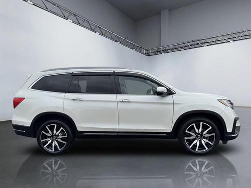 2019 Honda Pilot Touring 8-Passenger