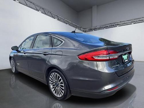 2017 Ford Fusion Hybrid SE