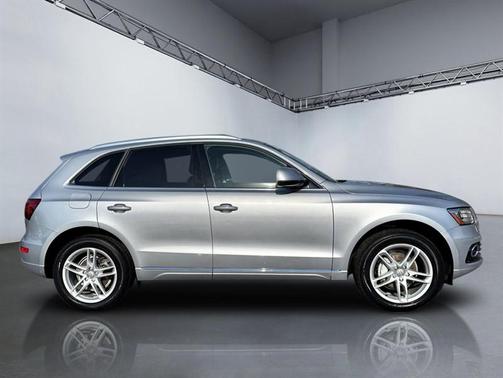 2015 Audi Q5 2.0T Premium Plus