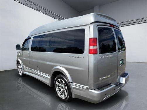 2018 GMC Savana 2500 Work Van