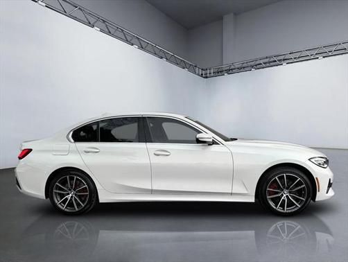 2019 BMW 330 xDrive