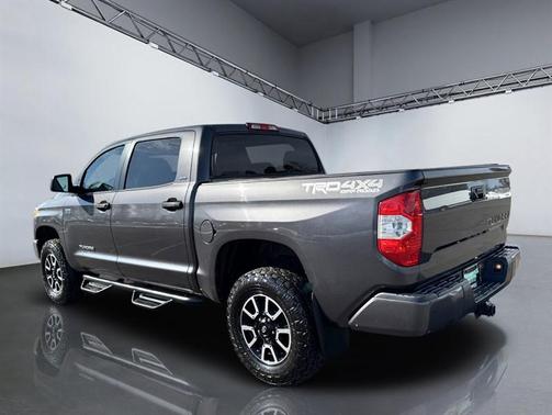 2016 Toyota Tundra SR5