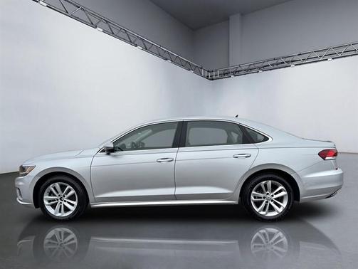 2020 Volkswagen Passat 2.0T SE