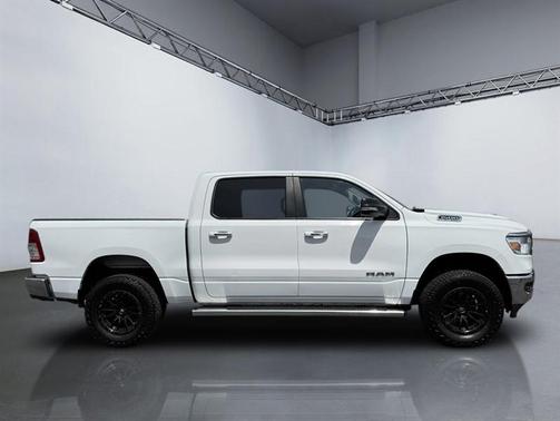 Bright White Clear Coat 2019 RAM 1500 Big Horn