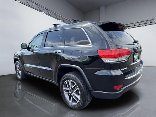 Diamond Black Crystal Pearlcoat 2019 Jeep Grand Cherokee Limited