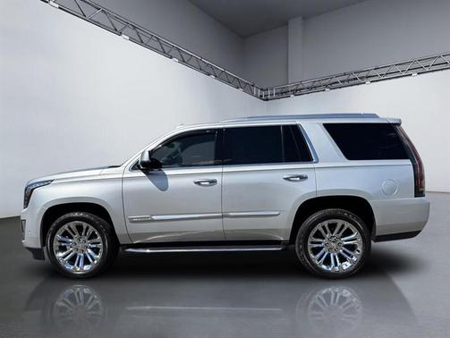 2018 Cadillac Escalade Luxury