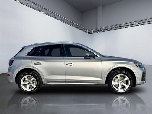 2021 Audi Q5 45 Premium