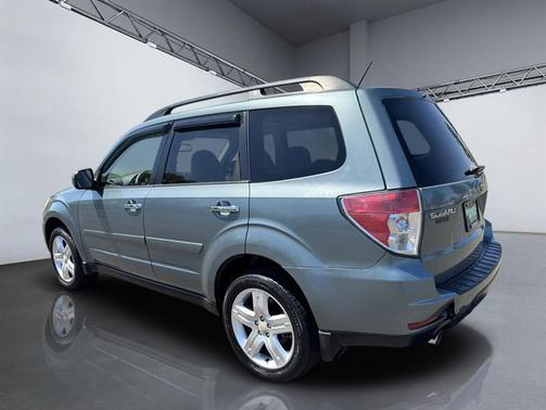 Sage Green Metallic 2009 Subaru Forester 2.5 X