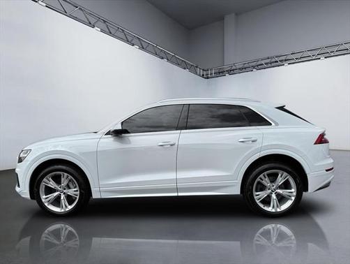 2020 Audi Q8 55 Premium Plus