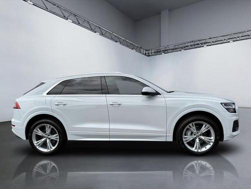 2020 Audi Q8 55 Premium Plus