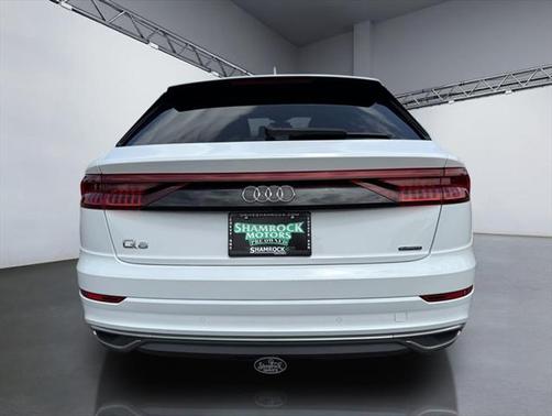 2020 Audi Q8 55 Premium Plus