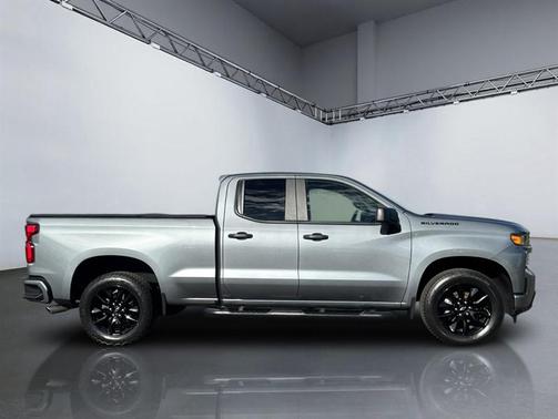 Satin Steel Metallic 2019 Chevrolet Silverado 1500 Custom