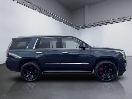 2019 Cadillac Escalade Platinum