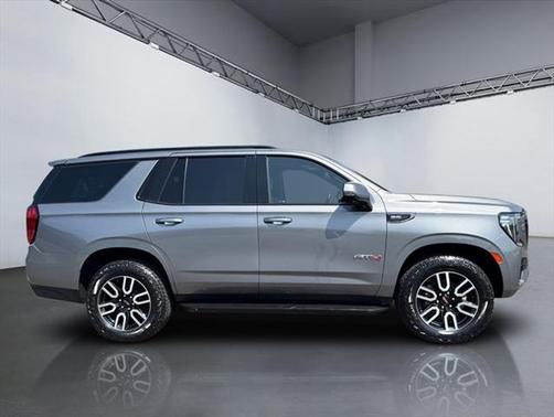 2021 GMC Yukon 4WD AT4