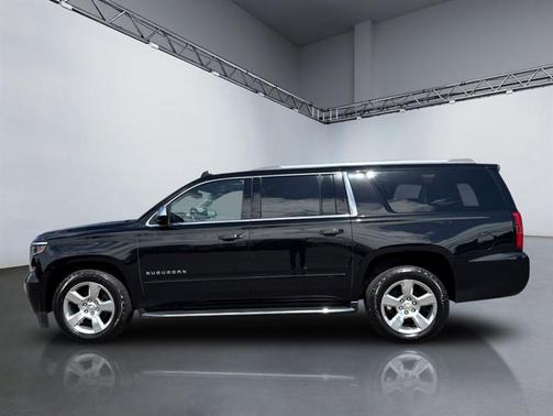 Black 2018 Chevrolet Suburban Premier