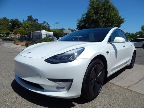2018 Tesla Model 3 Performance