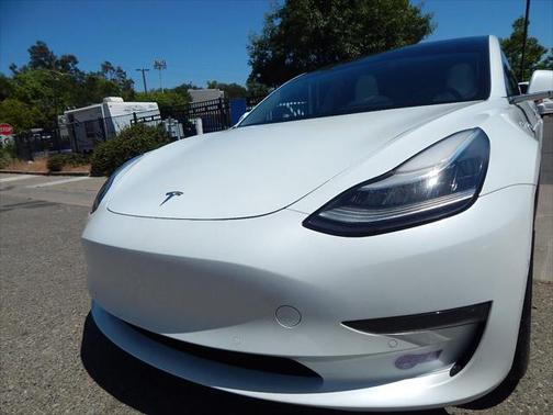 2018 Tesla Model 3 Performance