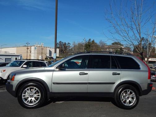 2005 Volvo XC90 2.5T